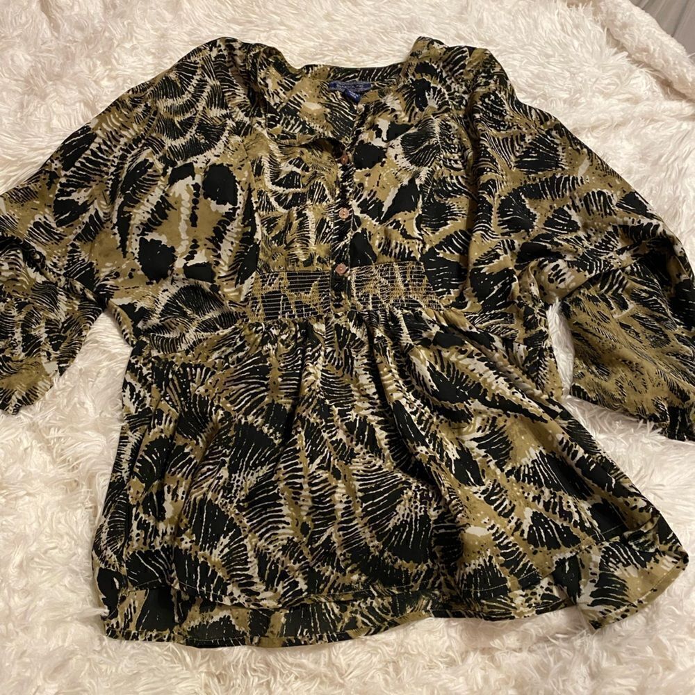 Bandolino Small Black & Tan Blouse With Beading